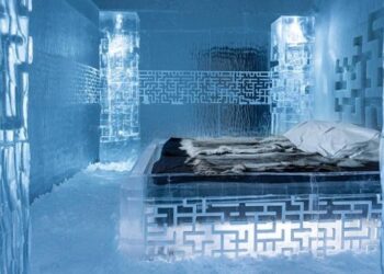 Pengalaman Menginap Unik: Dari Hotel Es hingga Capsule Hotel