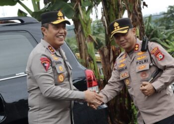 Kapolda Sulsel dan Kapolres Maros Ikut Penanaman Jagung Serentak Polri