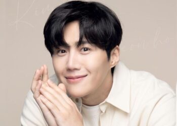 Kim Seon Ho Siap Sapa Fans Jakarta! Fan Meeting “Love Factory” Digelar April 2026, Ini Rincian Tiketnya