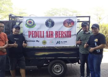 Dari Wargi Sunda untuk Warga Maros, KWSM Salurkan Puluhan Pickup Air Bersih